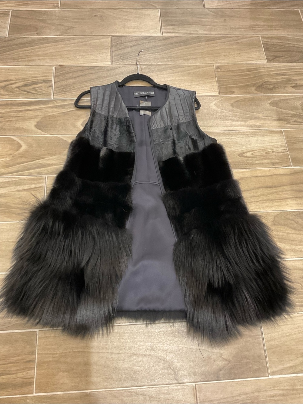 Dennis Basso Vest - Picture 3 of 9